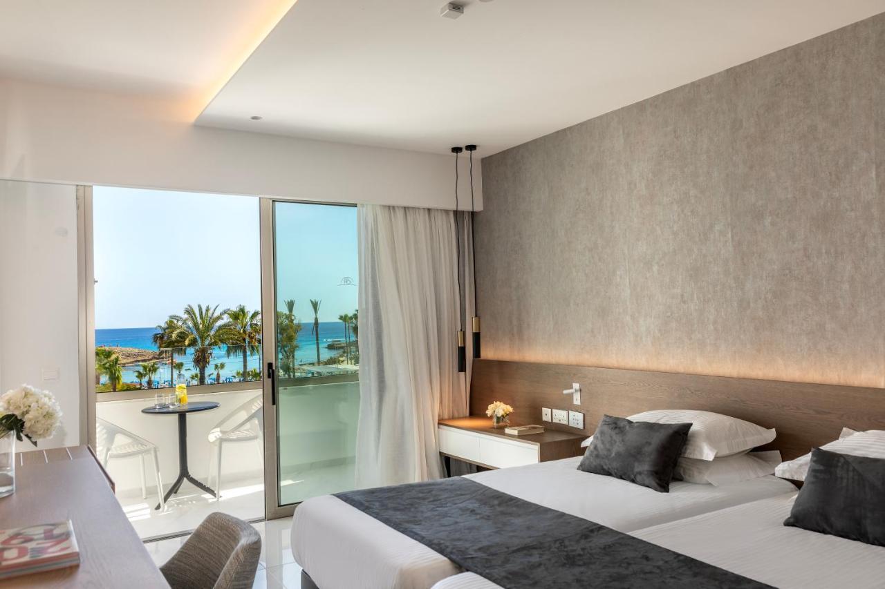 Camera Familiare con Vista Mare