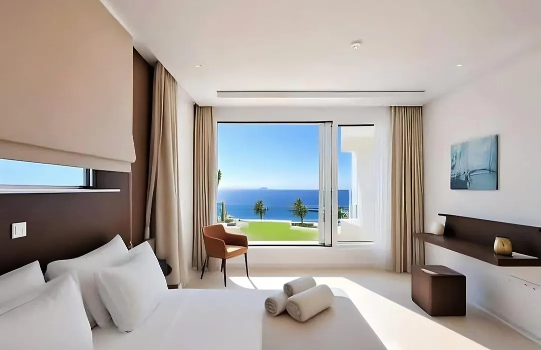 Beachfront Luxury Villa Glory-1