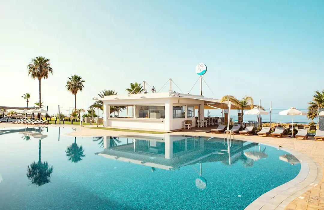 Piere - Anne Beach Hotel-1