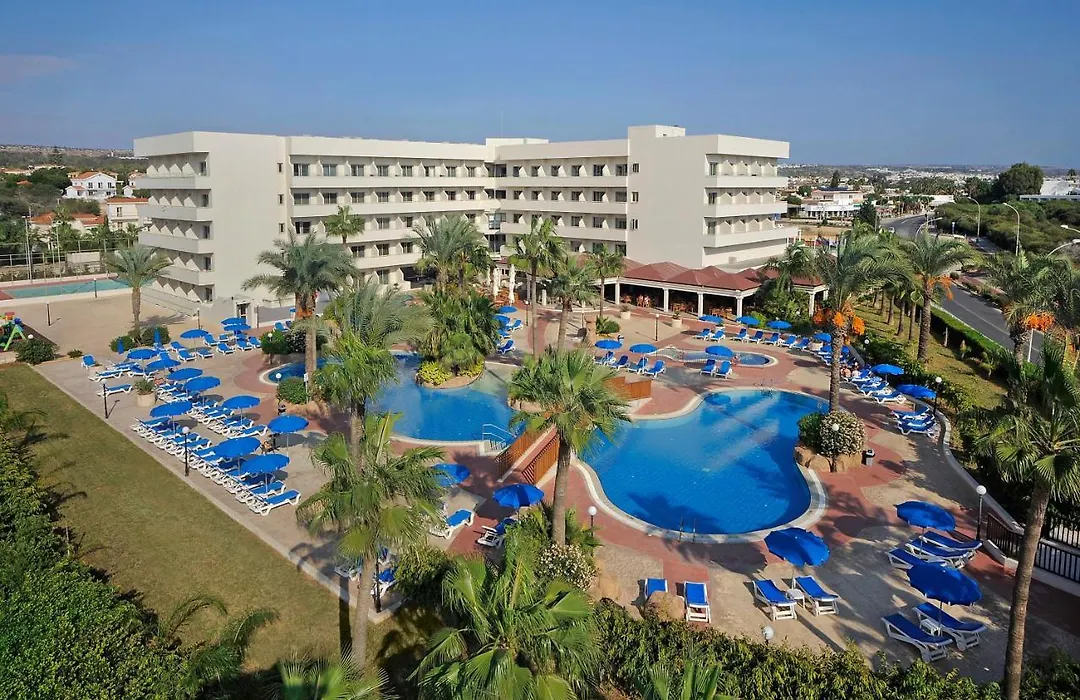 Nissiana Hotel & Bungalows-1