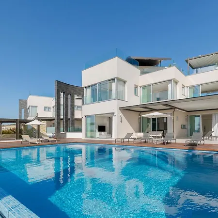 Beachfront Luxury Villa Glory-3