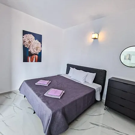 Giorgis Luxury Apartments-2