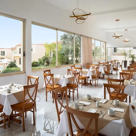 Ramada Hotel & Suites By Wyndham Ayia Napa-2