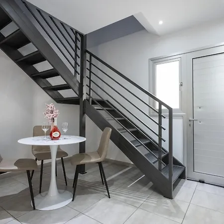 Napa Centrale Suites-2