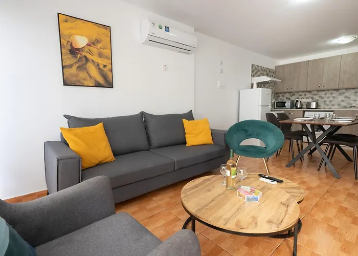 Napa Centrale Suites