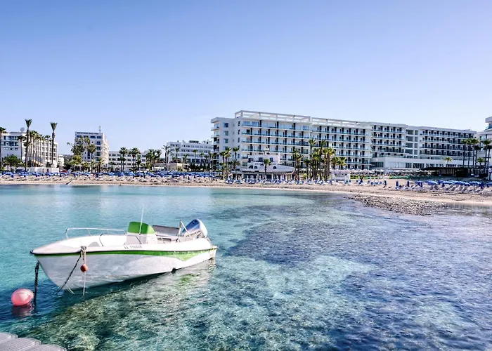 Chrysomare Beach Hotel & Resort Agia Napa