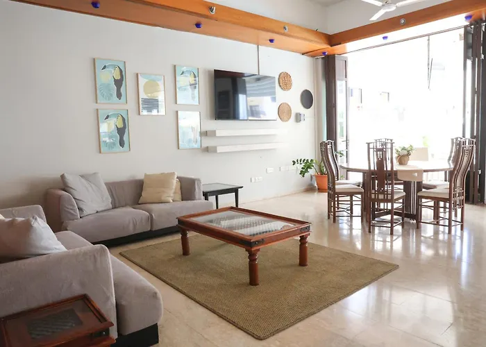 Senator Apartments - Adults Only
