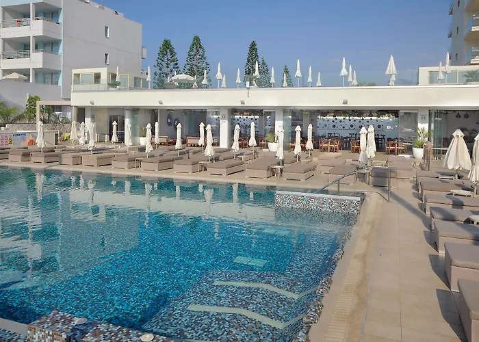 Nelia Beach Hotel & Spa