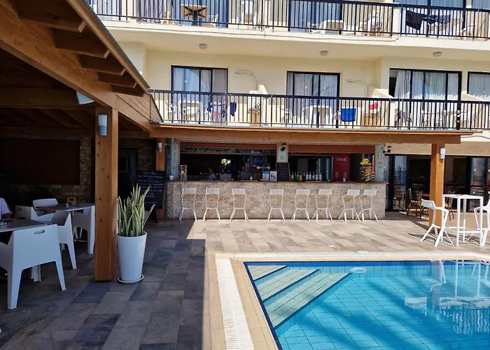Simos Magic Beach Hotel Apts